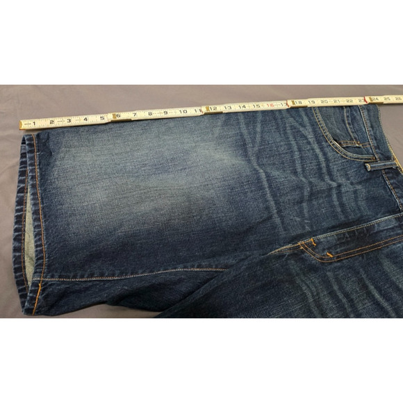 Levi's 569 Shorts Size 34 Mens Bermuda Dark Wash Blue Denim Baggy Skate Y2K - Picture 3 of 6